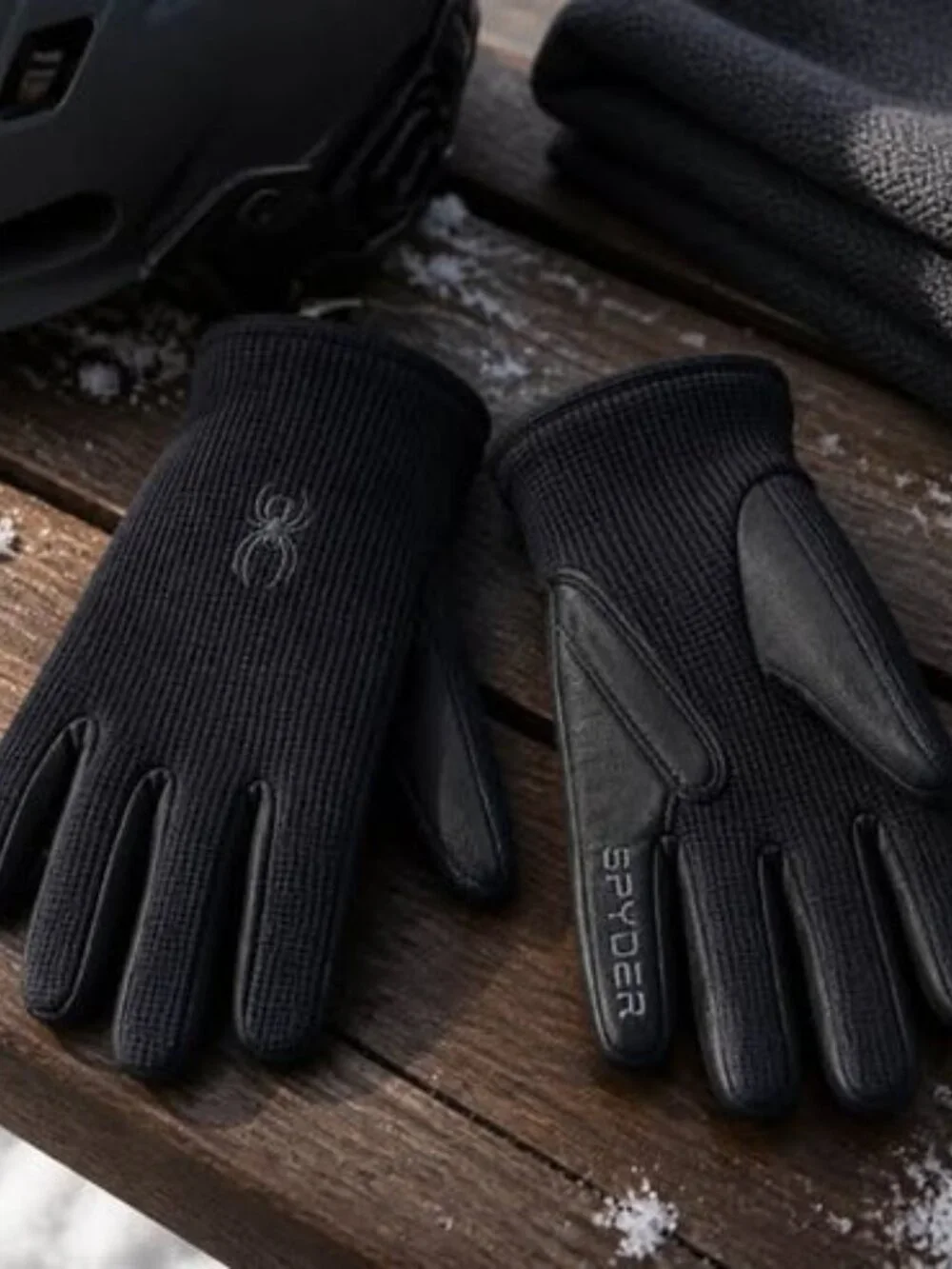 Spyder Women's Black Winter Gloves Size Small Leather Palm Cold Weather Gloves